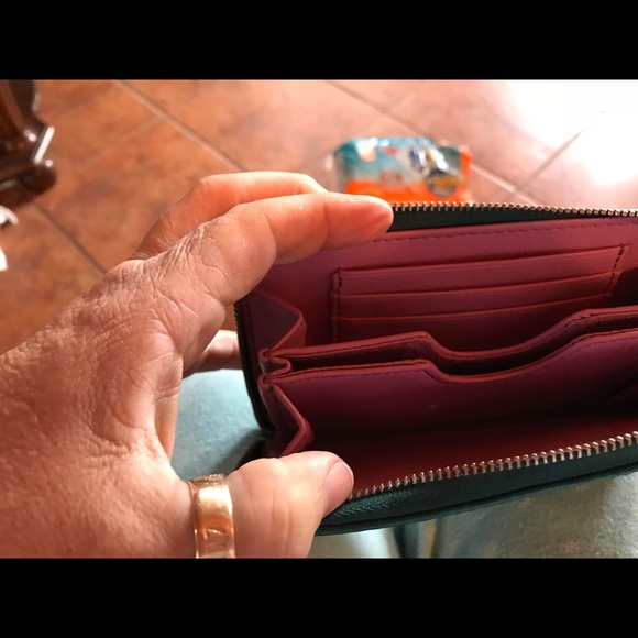 Fossil wallet - Picture 2 of 4